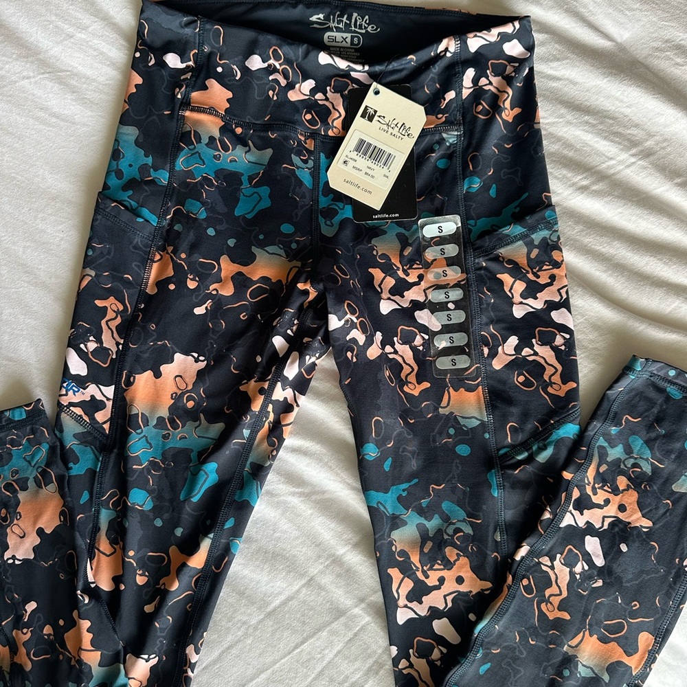 Women’s Salt Life Leggings